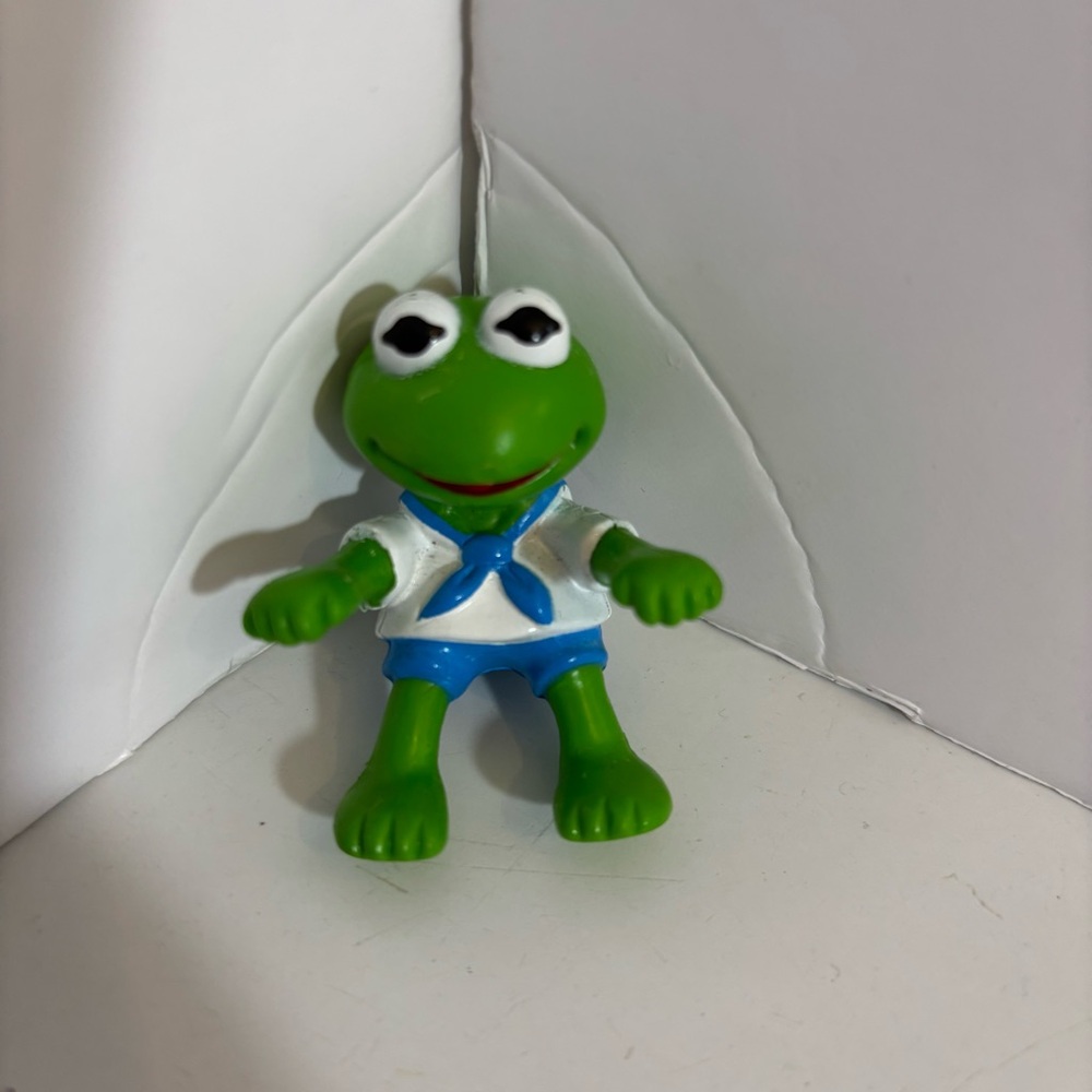 🛍️3/$30 Vintage Jim Henson baby Kermit the frog pvc figurine